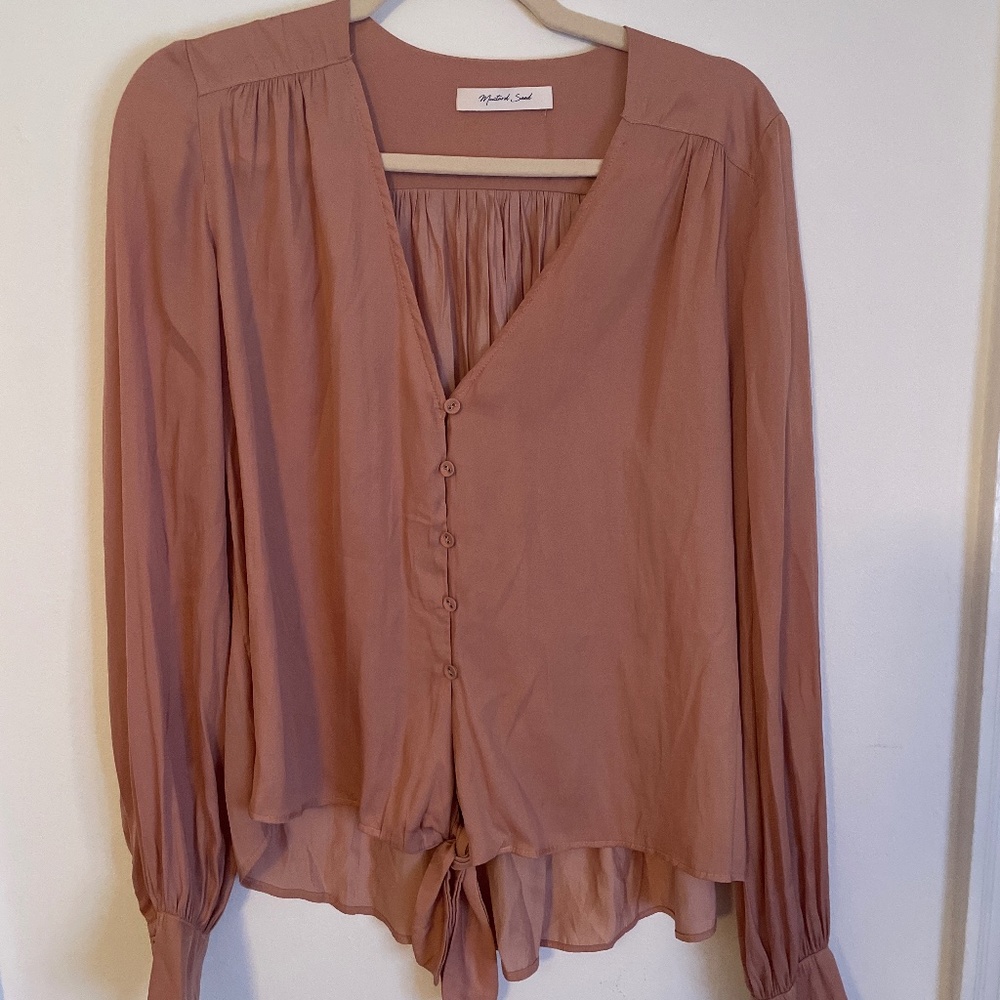 Mauve high/low top with front tie